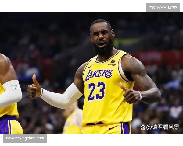 詹姆斯达成生涯41000分里程碑,斯台普斯中心响起长达两分钟掌声